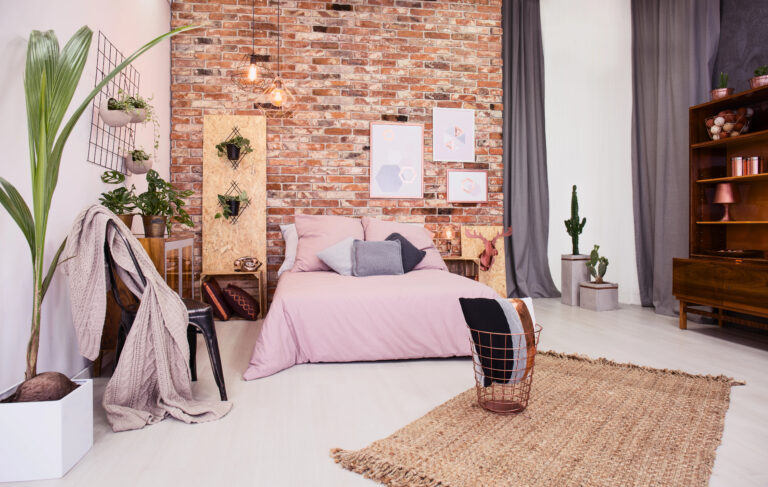 Dusty Pink Bedroom Ideas for Adults Who Want Soft and Romantic