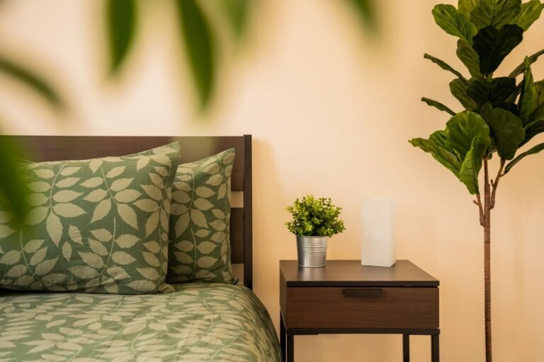 bedroom with houseplants design